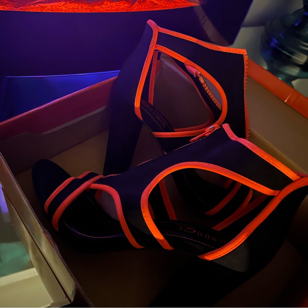 Black and orange wedge zipper heels